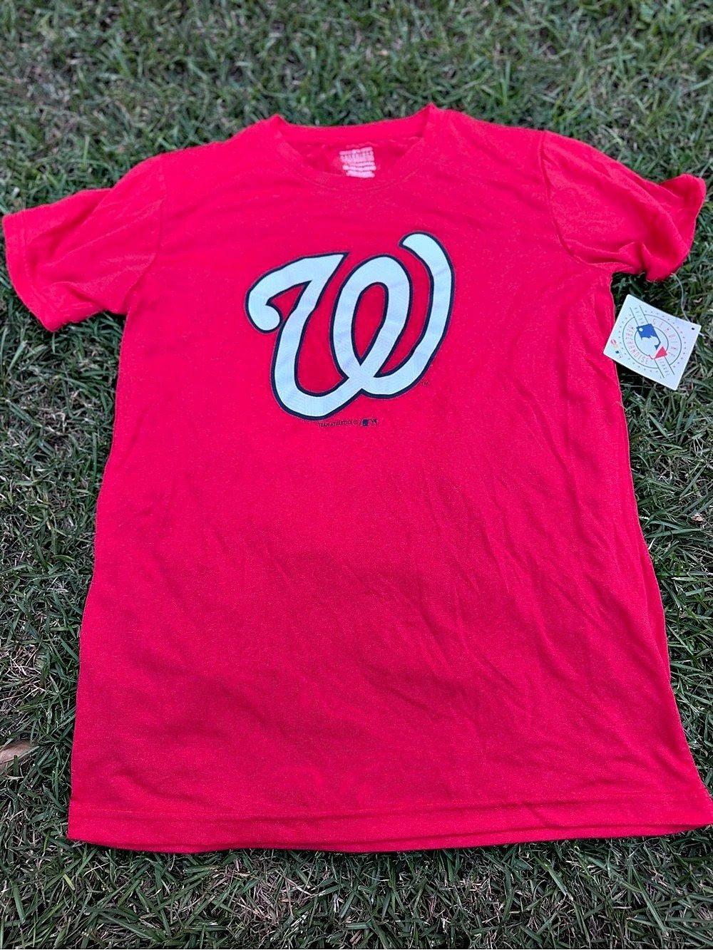 Washington Nationals graphic T-shirt Graphic Tee Red Size XL NWT